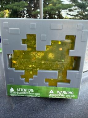 Minecraft Yellow Glitter Block
